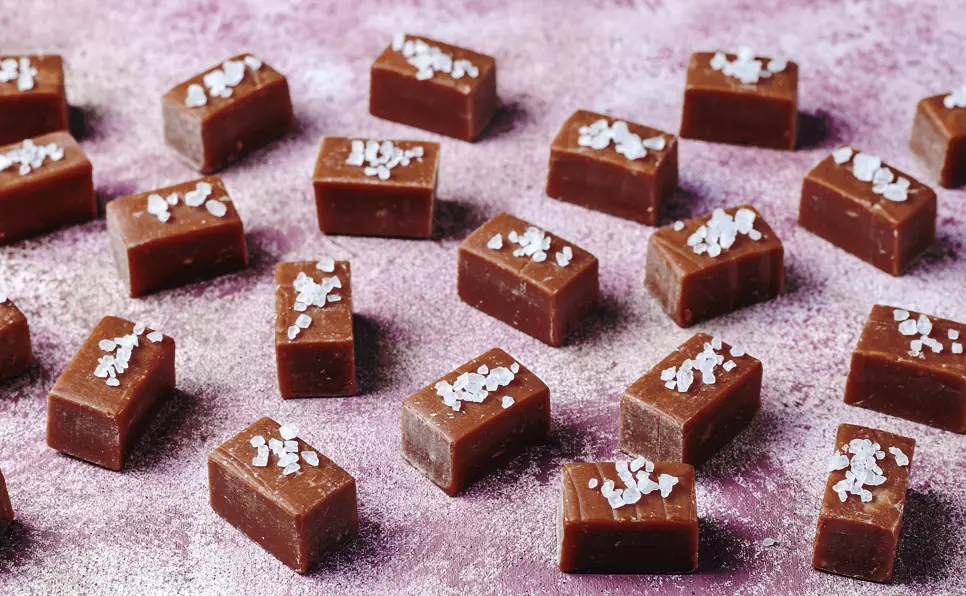 CHOCOLATE FUDGE